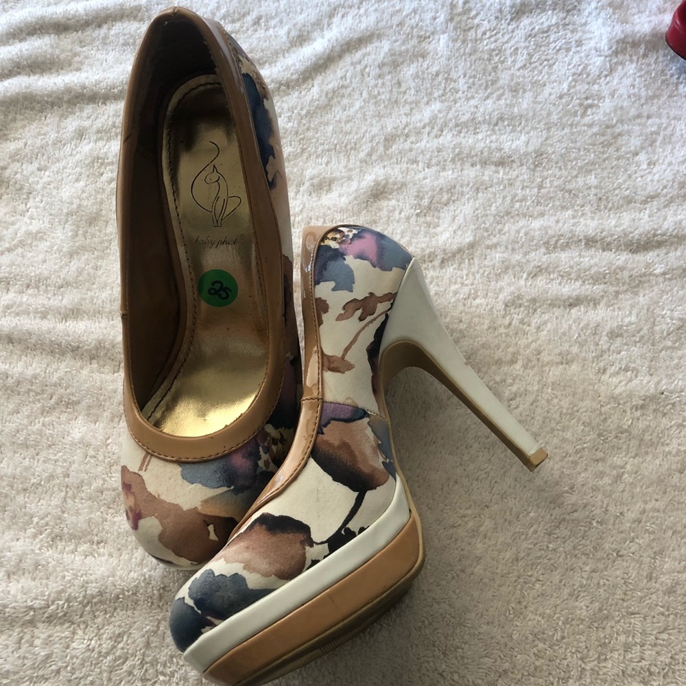 Heels used